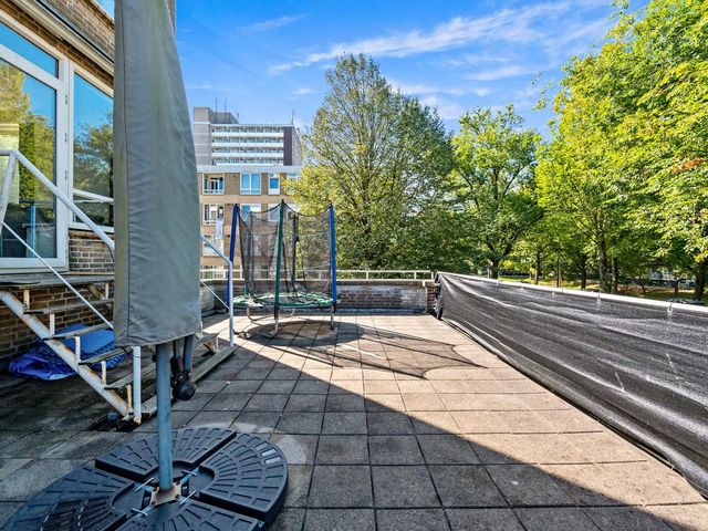 Hengelolaan 1070, 's-Gravenhage