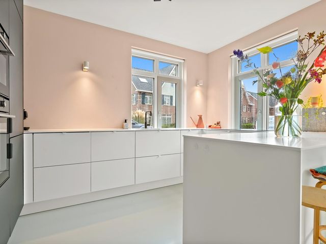 Nadine Gordimerlaan 8, 's-Gravenhage