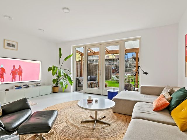 Nadine Gordimerlaan 8, 's-Gravenhage