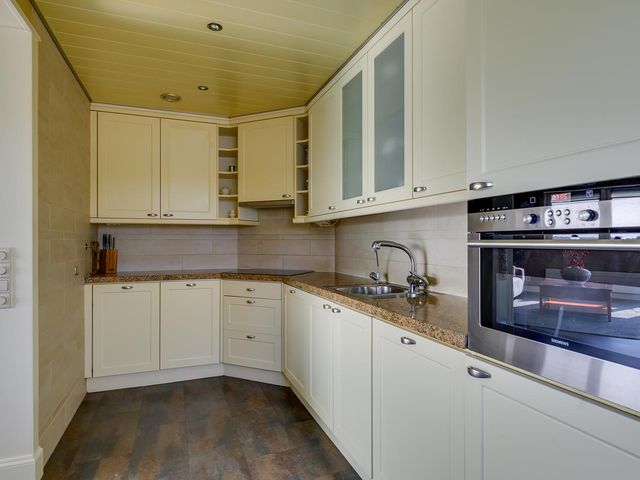 Zijdewinde 110, Puttershoek