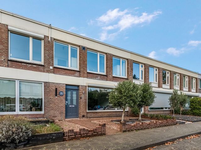 Esdoornstraat 28, Oss