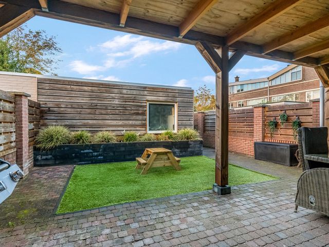 Esdoornstraat 28, Oss