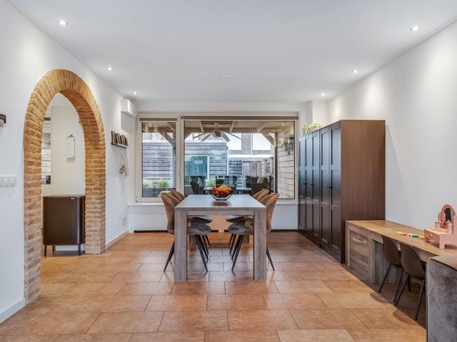 Esdoornstraat 28, Oss