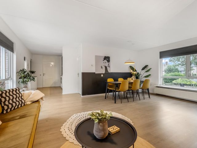 Endepoel 4b, Huissen