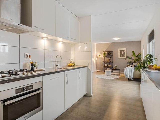 Endepoel 4b, Huissen