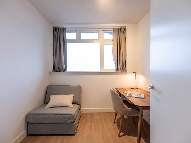 Ungerplein 2B04, Rotterdam