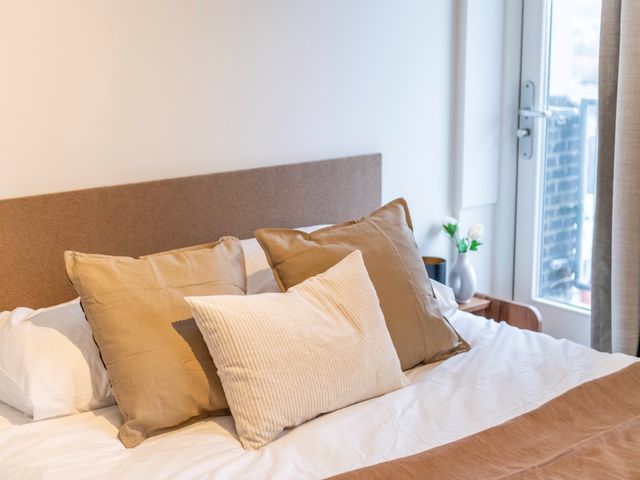 Ungerplein 2B04, Rotterdam