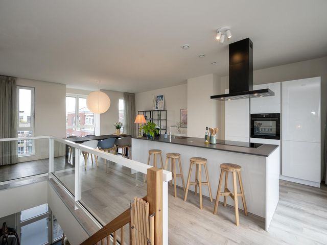 Narva-eiland 143, Amsterdam