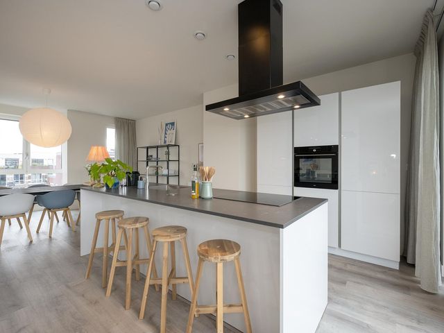 Narva-eiland 143, Amsterdam