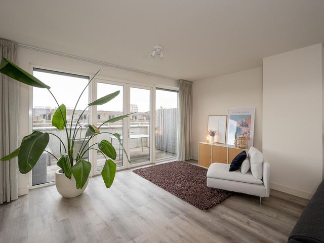 Narva-eiland 143, Amsterdam