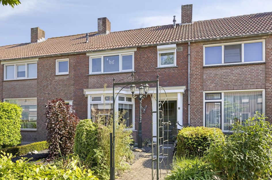 Burg van de Heijdenstr 61