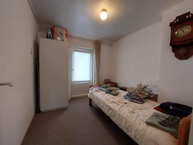 Burg van Heeswijkstraat 3, Moergestel