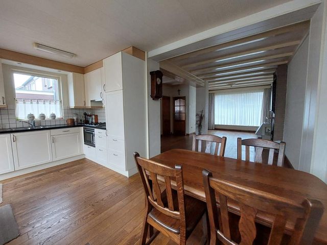 Burg van Heeswijkstraat 3, Moergestel