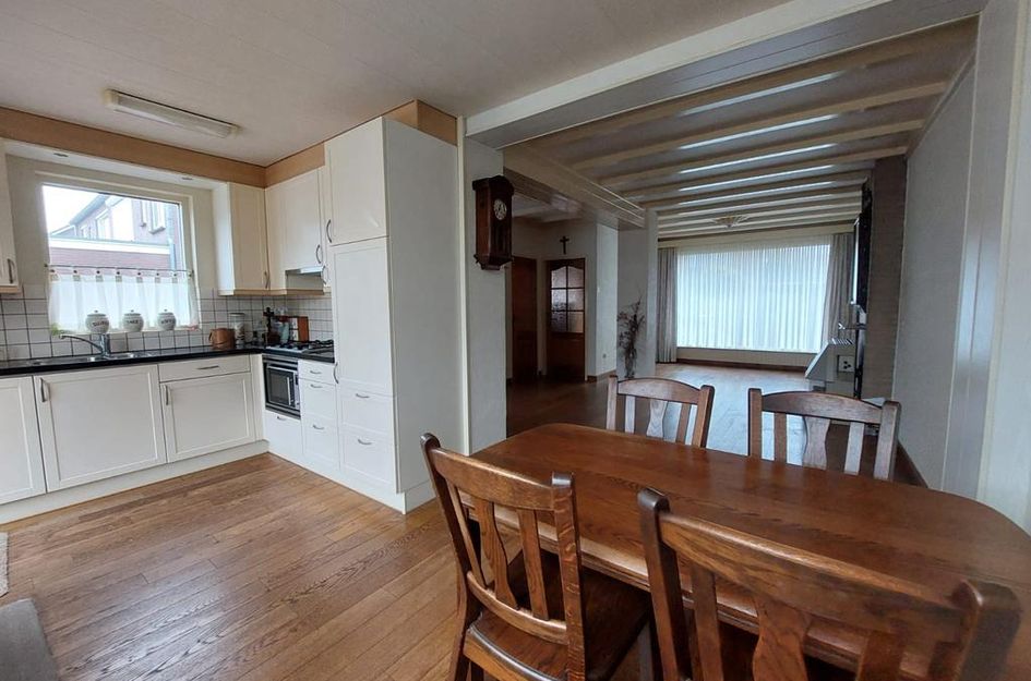 Burg van Heeswijkstraat 3