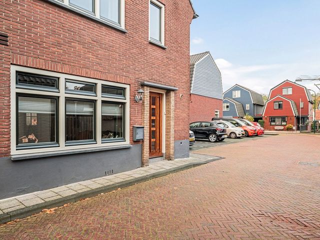 Dorpsstraat 4, Bunschoten-Spakenburg