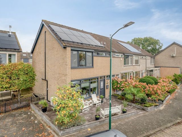 Bachlaan 16, Bunschoten-Spakenburg