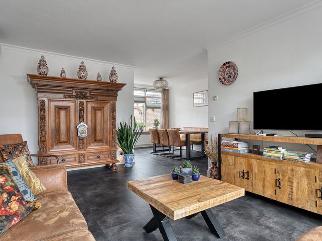 Bachlaan 16, Bunschoten-Spakenburg