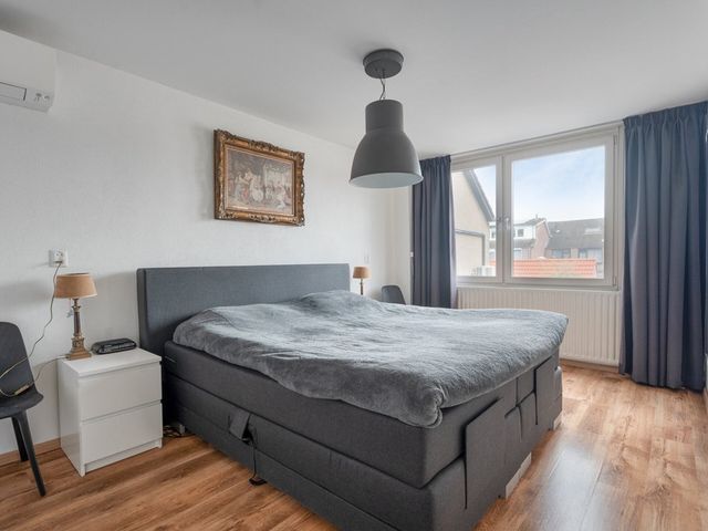 Bachlaan 16, Bunschoten-Spakenburg