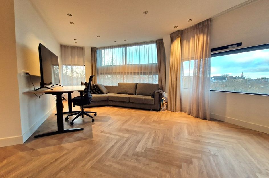 's-Gravendijkwal 130J