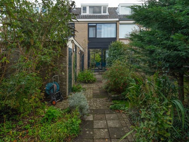 Salvialaan 19, Oegstgeest