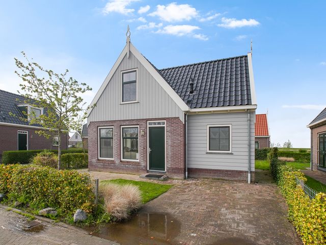 Zeedijk 2 345, Uitdam