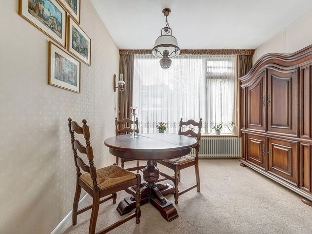 van Alkemadestraat 40, De Lier