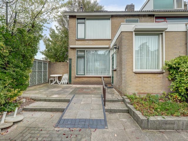 van Alkemadestraat 40, De Lier