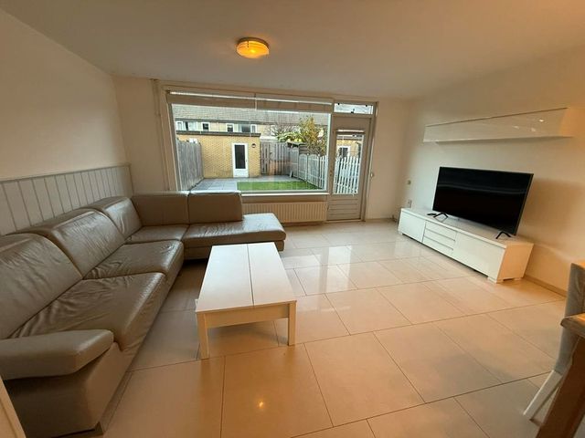 Albert van Dalsumlaan 33, Amstelveen