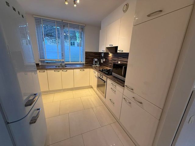 Albert van Dalsumlaan 33, Amstelveen