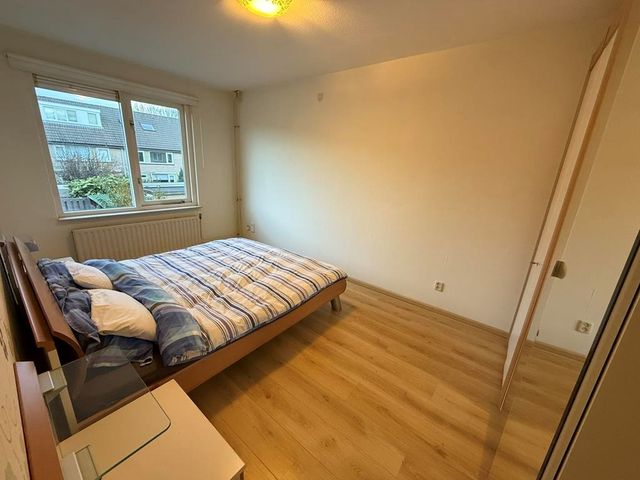 Albert van Dalsumlaan 33, Amstelveen