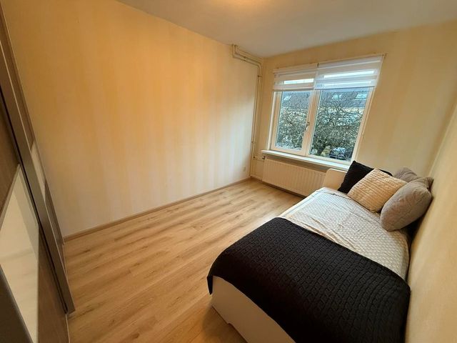 Albert van Dalsumlaan 33, Amstelveen