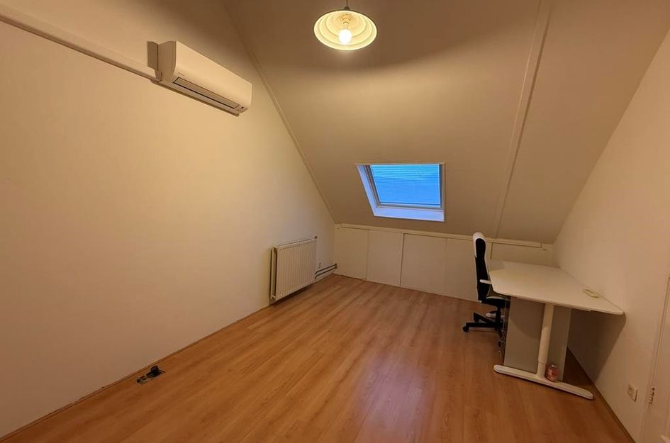 Albert van Dalsumlaan 33