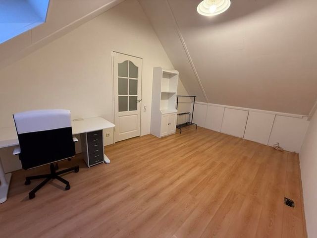 Albert van Dalsumlaan 33, Amstelveen