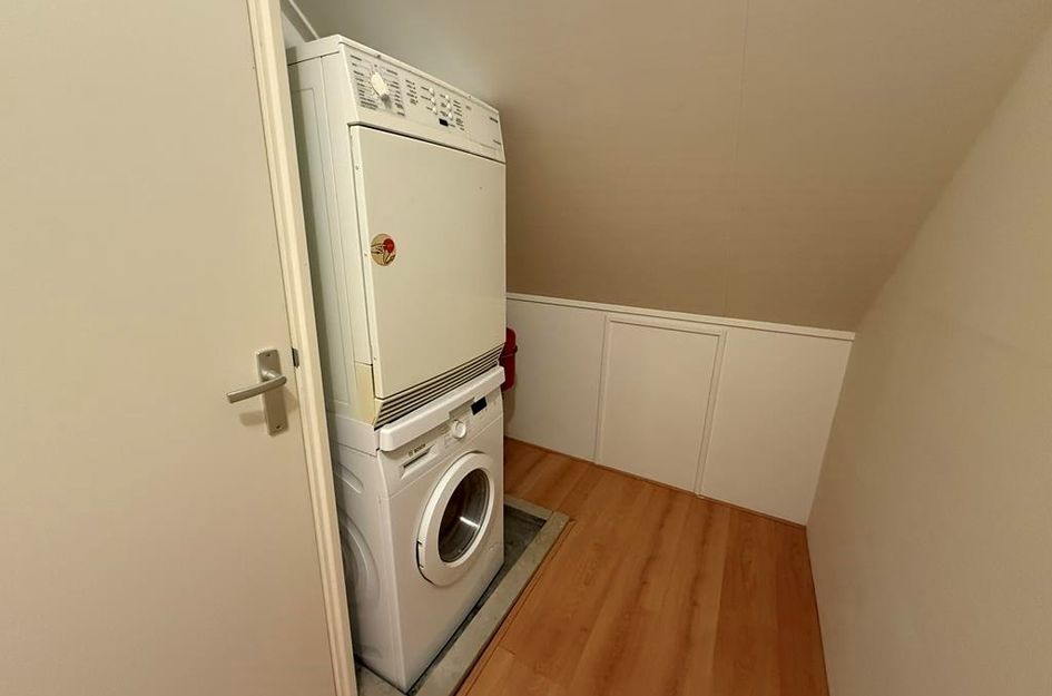 Albert van Dalsumlaan 33