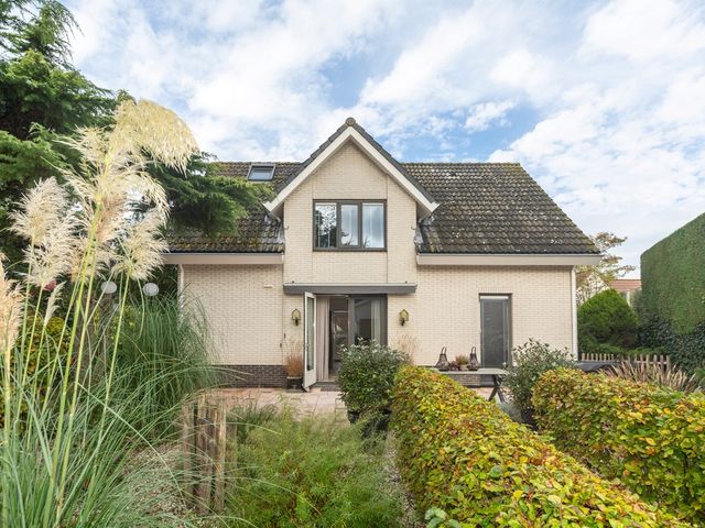 Noordzeepark-Oosterplaat 16, Ouddorp