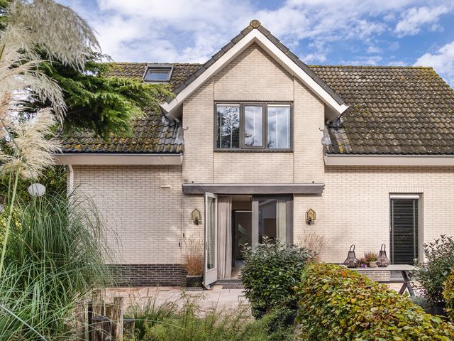 Noordzeepark-Oosterplaat 16, Ouddorp