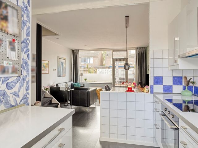 Loevestein 14, Zwijndrecht