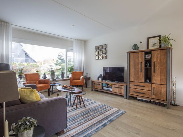 Catharina-Amalialaan 38, Aalsmeer