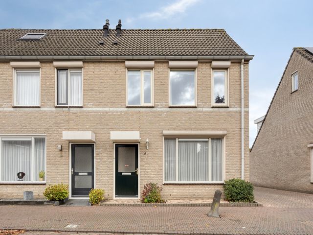 Mulderstraat 9, Geffen
