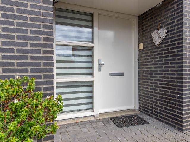 Zomerpark 22, Nieuw-Vennep