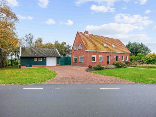 Ideweersterweg 5, Meedhuizen