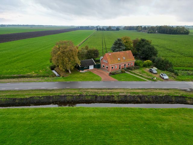 Ideweersterweg 5, Meedhuizen