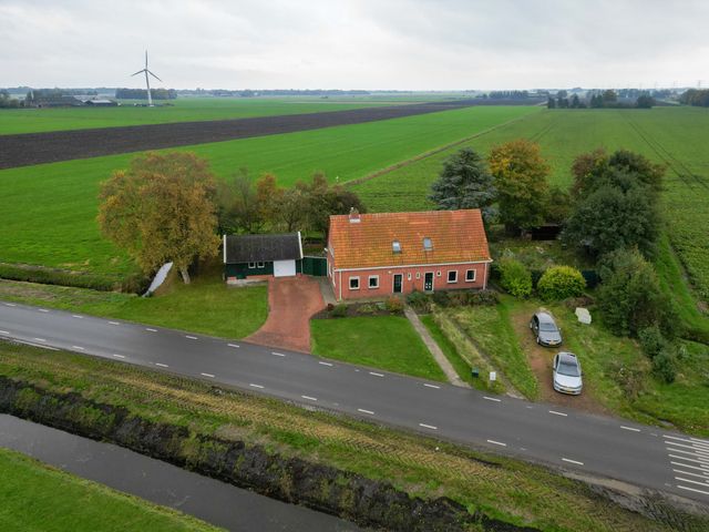 Ideweersterweg 5, Meedhuizen