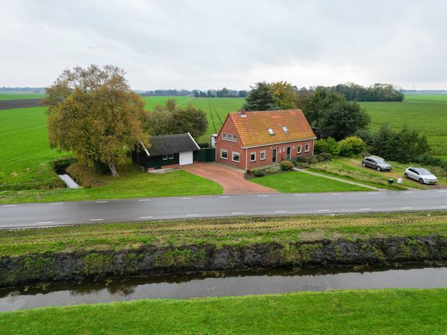 Ideweersterweg 5, Meedhuizen