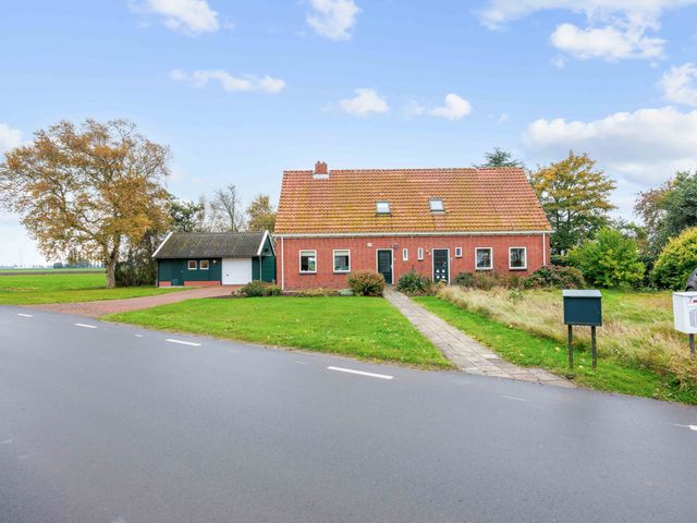 Ideweersterweg 5, Meedhuizen