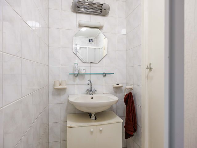 Ideweersterweg 5, Meedhuizen