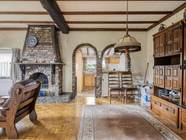 Honthem 11, Margraten