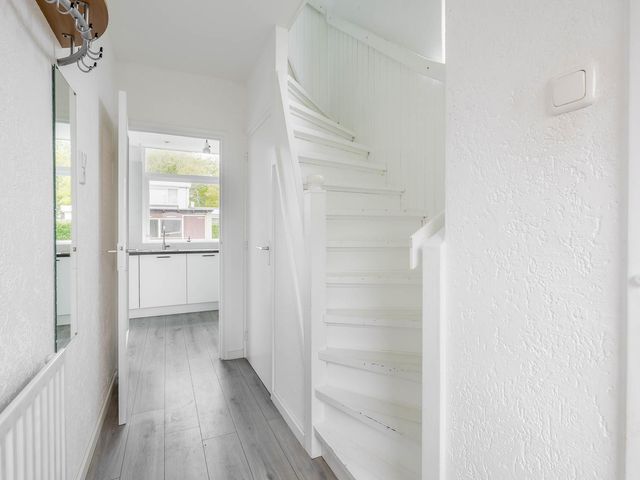 Jan van Galenstraat 2, Spijkenisse