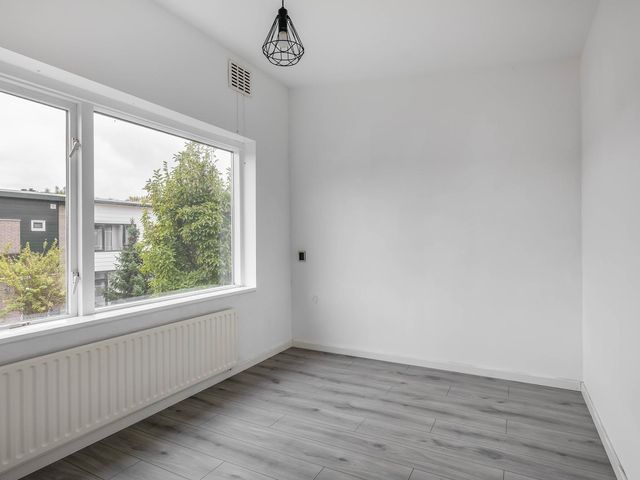 Jan van Galenstraat 2, Spijkenisse