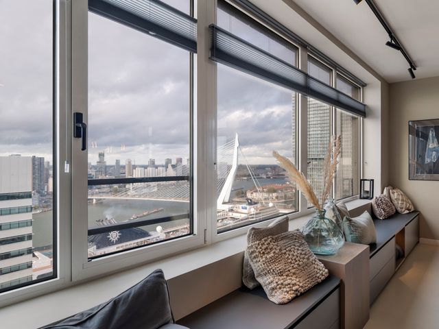 Landverhuizersplein 110, Rotterdam